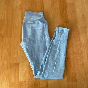 Alo Airbrush leggings